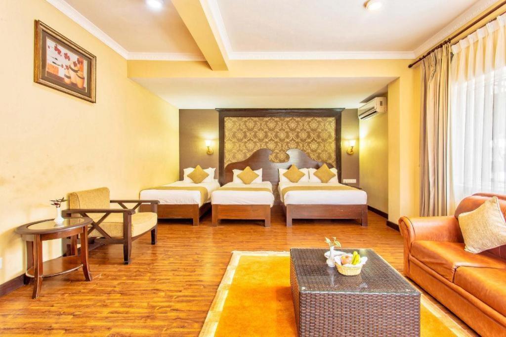 Da Yatra Courtyard Hotel & Resort Ποκάρα Εξωτερικό φωτογραφία