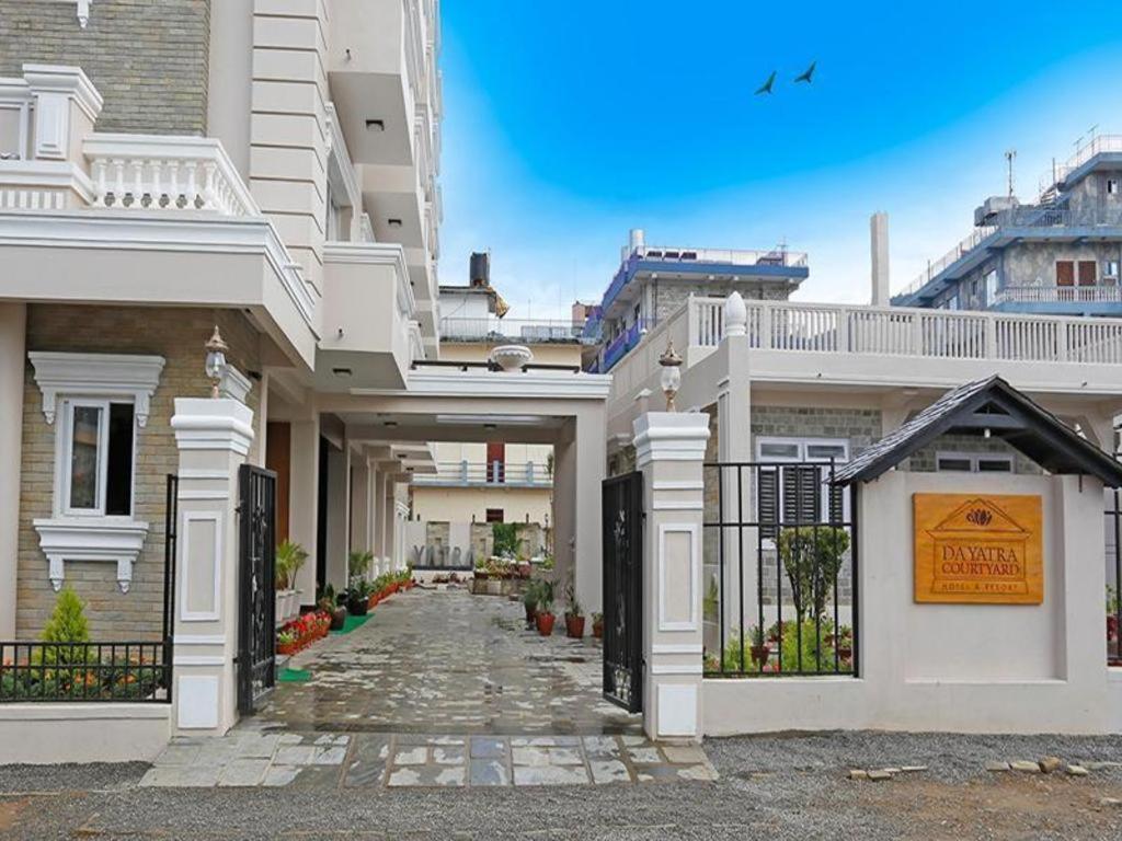 Da Yatra Courtyard Hotel & Resort Ποκάρα Εξωτερικό φωτογραφία